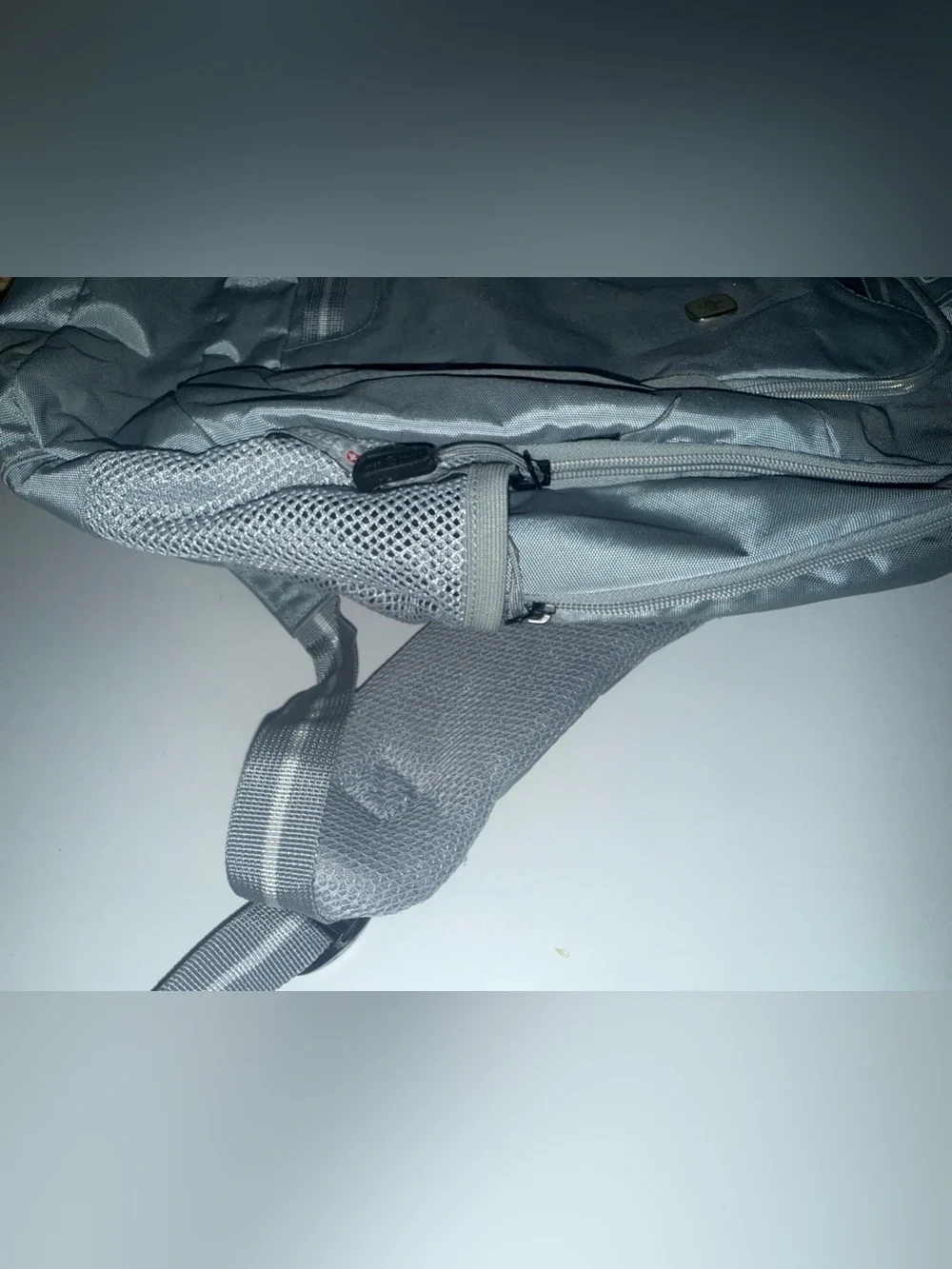 USED Gray Swiss Gear Backpack
